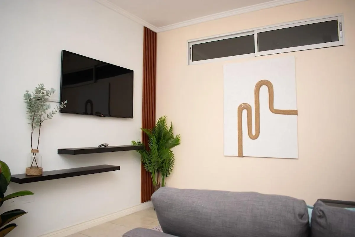 The Soul Of Kingston Chic 2Br Condo With Pool And Gym Apartment